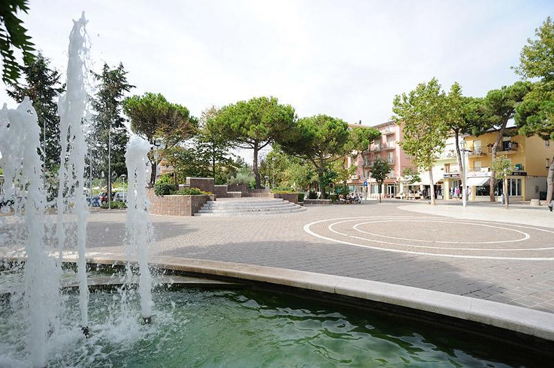 Hotel Misano ミザーノ・アドリアーティコ エクステリア 写真